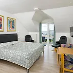 Gasthof Faergekro Hvalpsund