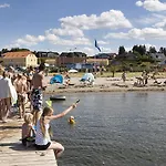 Faergekro Hvalpsund