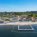 Faergekro Hvalpsund