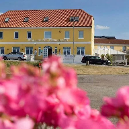 Faergekro Hvalpsund